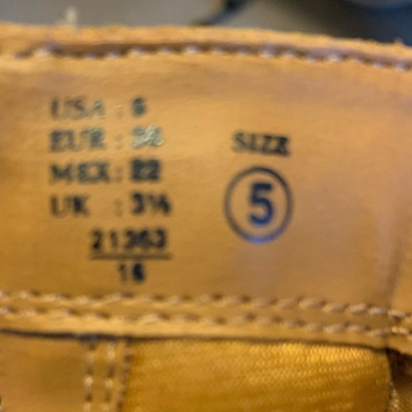 Predictions size 5 camel color suede fringe Ankle boots - Picture 6 of 10